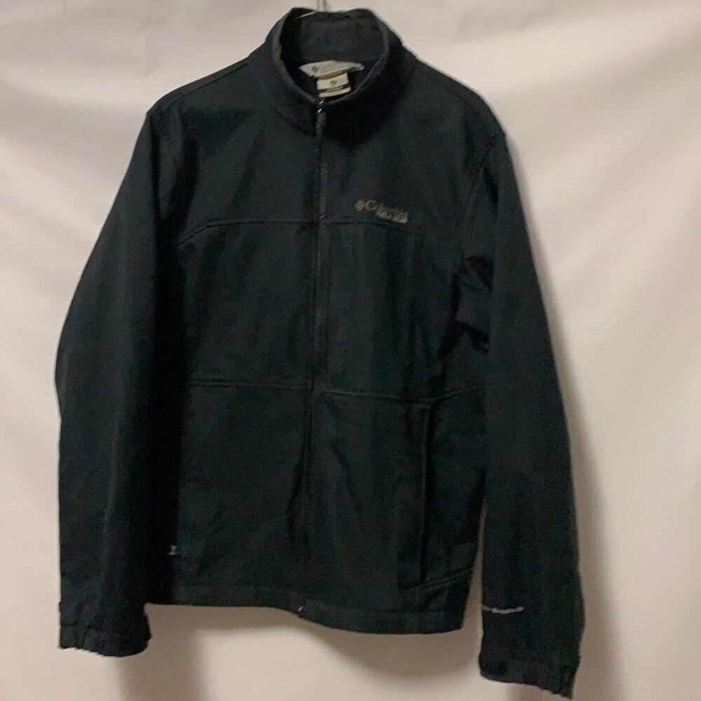 COLUMBIA SPORTSWEAR FIELD GEAR JACKET SIZE‎ M